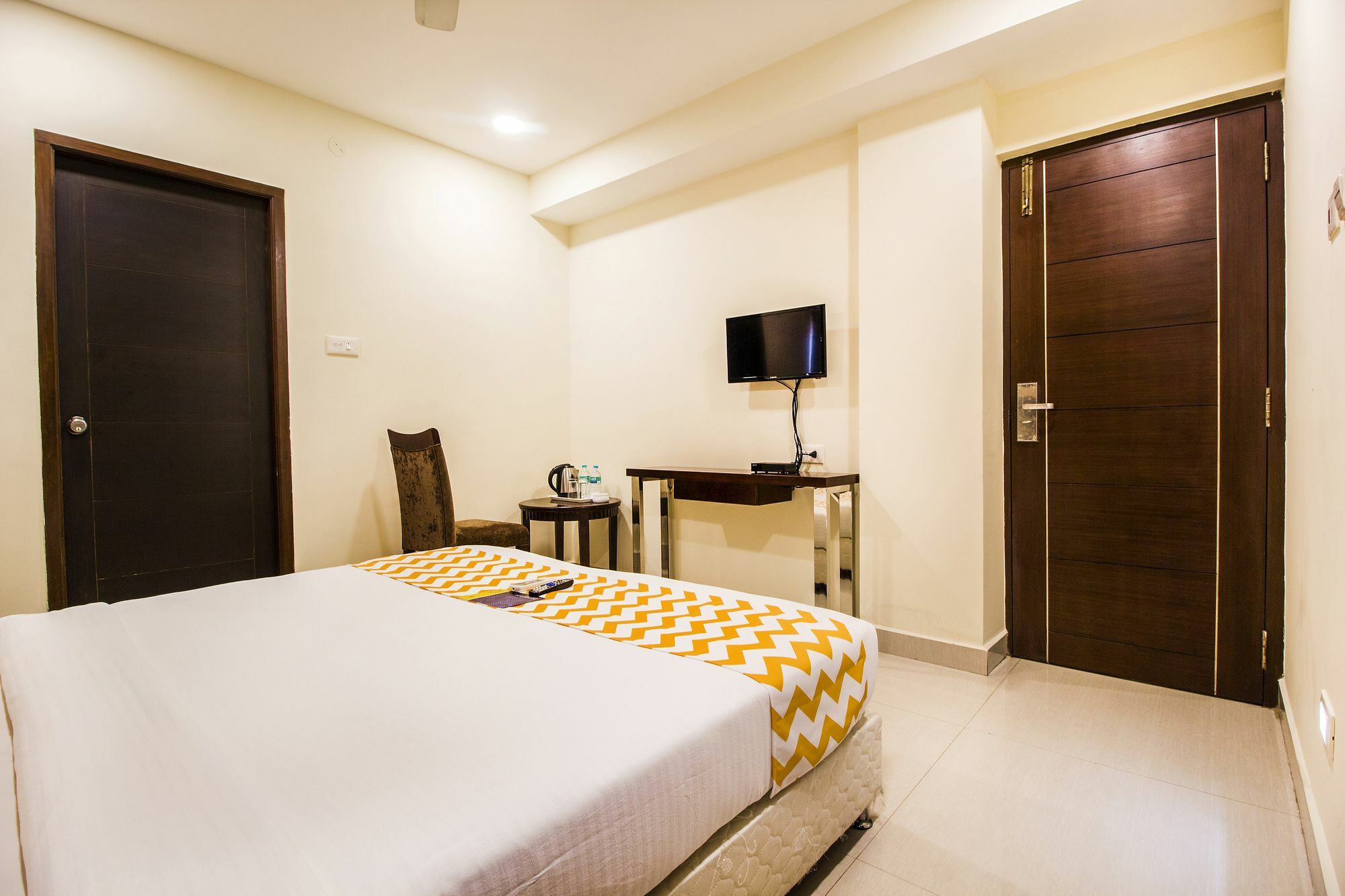Fabhotel Alreef Residency Chennai Exterior photo