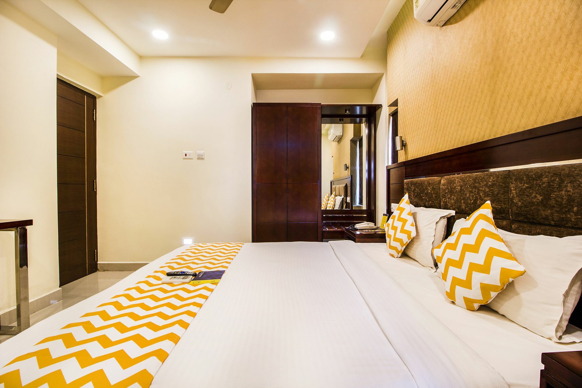Fabhotel Alreef Residency Chennai Exterior photo